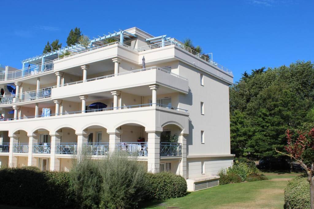 Appartement De Standing Avec Piscine La Baule-Escoublac Luaran gambar